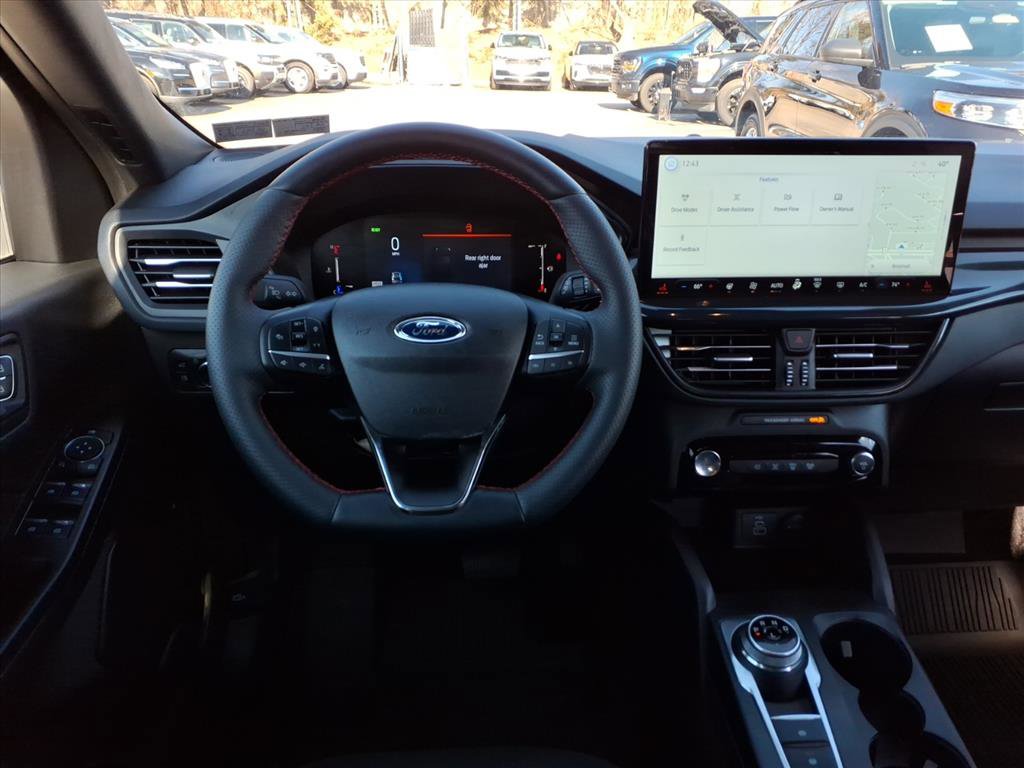 Certified 2025 Ford Escape ST-Line Select w/ Tech Pack #1 AWD/4WD image 15