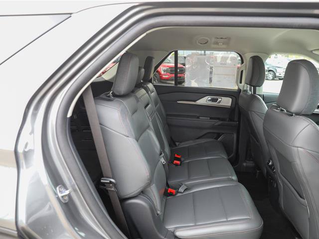 Certified 2025 Ford Explorer Active w/ Active Comfort Package AWD/4WD image 39