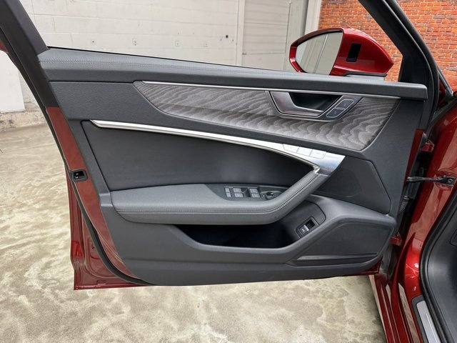 Used 2024 Audi A6 Premium Plus image 11