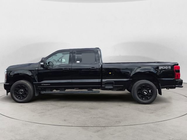 Certified 2025 Ford F350 Lariat w/ Black Appearance Package AWD/4WD image 2