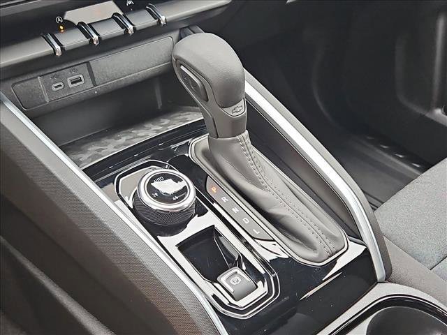 Used 2026 Chevrolet Colorado Trail Boss image 12