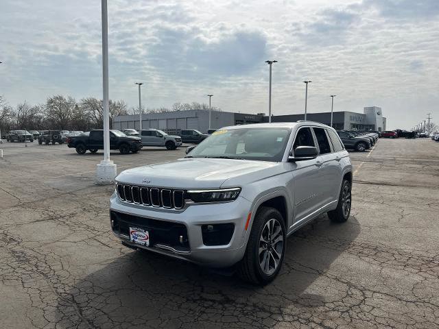 Used 2022 Jeep Grand Cherokee Overland image 3
