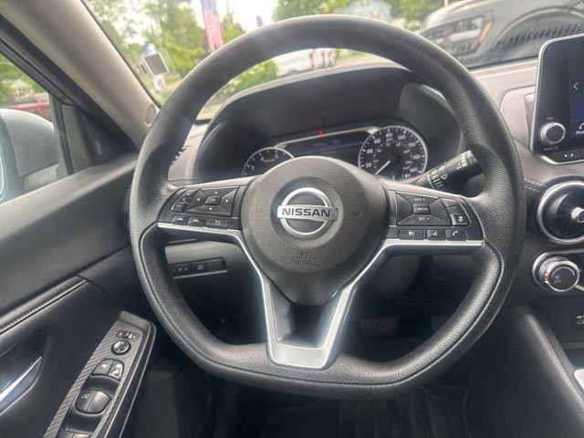 Used 2023 Nissan Sentra SV FWD image 22