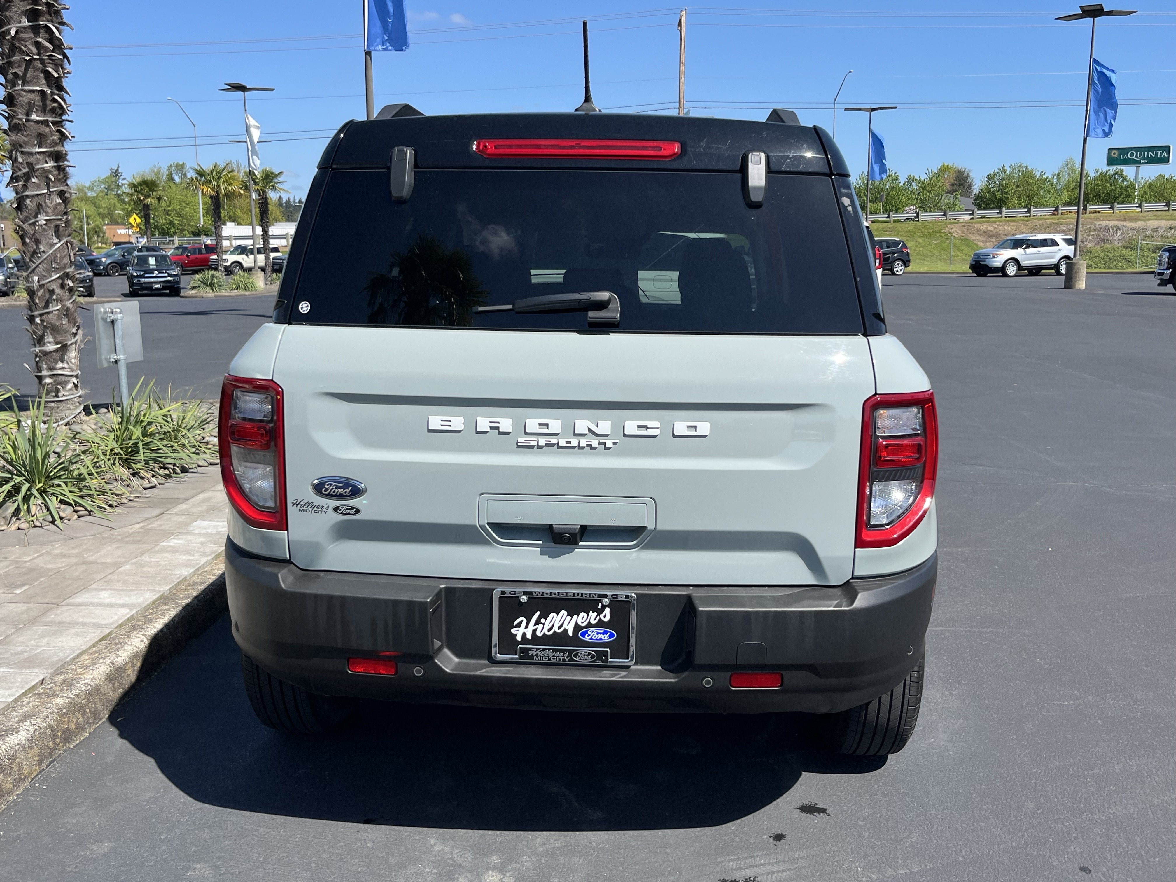 Certified 2024 Ford Bronco Sport Outer Banks w/ Tech Package AWD/4WD image 4