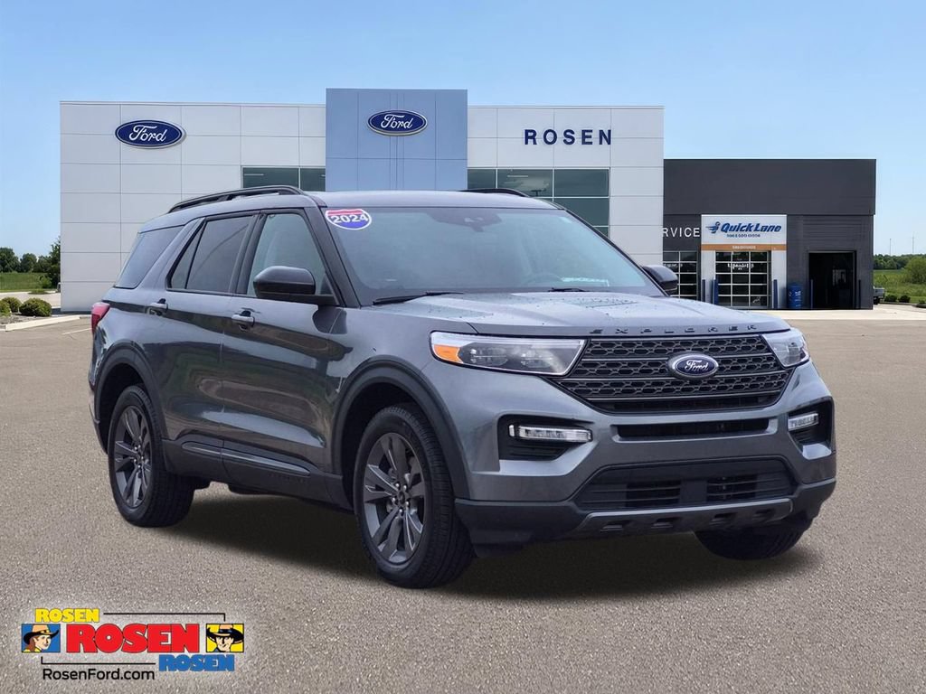 Certified 2024 Ford Explorer XLT w/ Equipment Group 202A