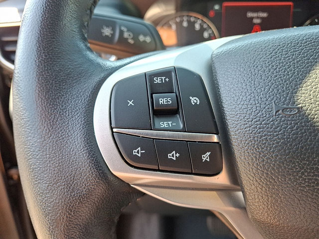 Certified 2023 Ford Explorer XLT w/ Equipment Group 202A AWD/4WD image 17