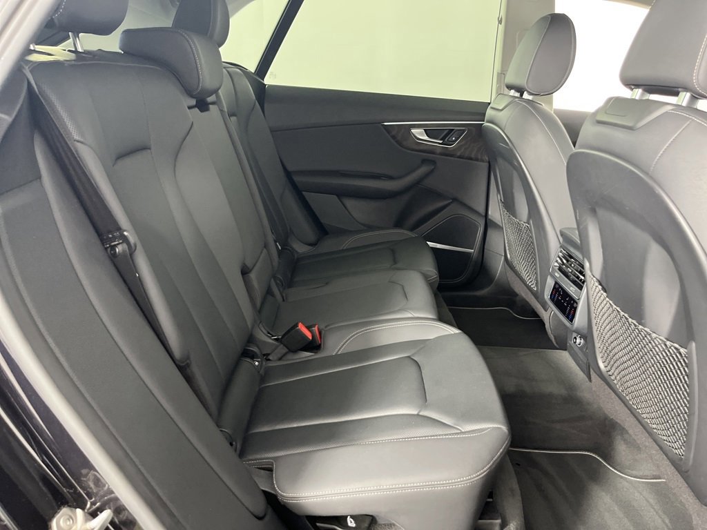 Used 2019 Audi Q8 Premium Plus image 28