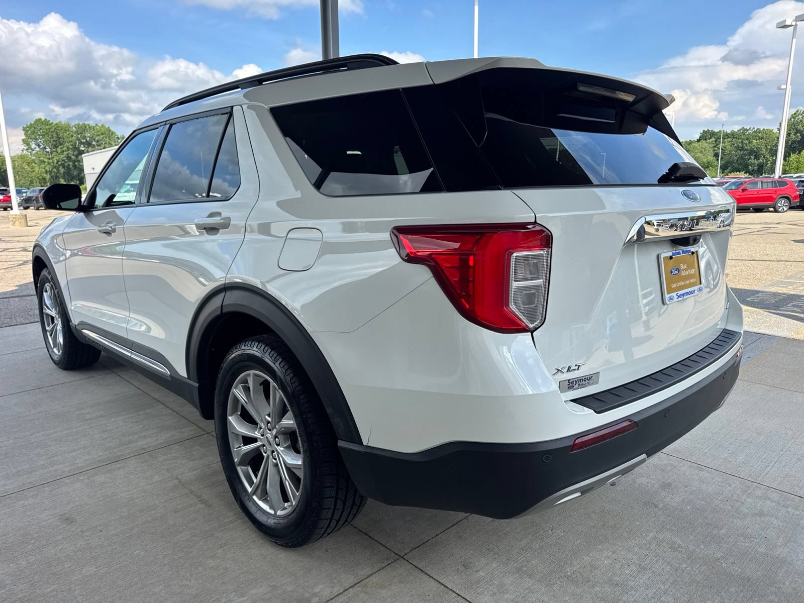 Certified 2023 Ford Explorer XLT w/ Equipment Group 202A AWD/4WD image 5