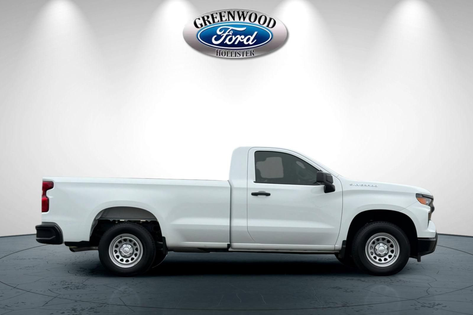 Used 2026 Chevrolet Silverado 1500 W/T w/ Trailering Package RWD image 3