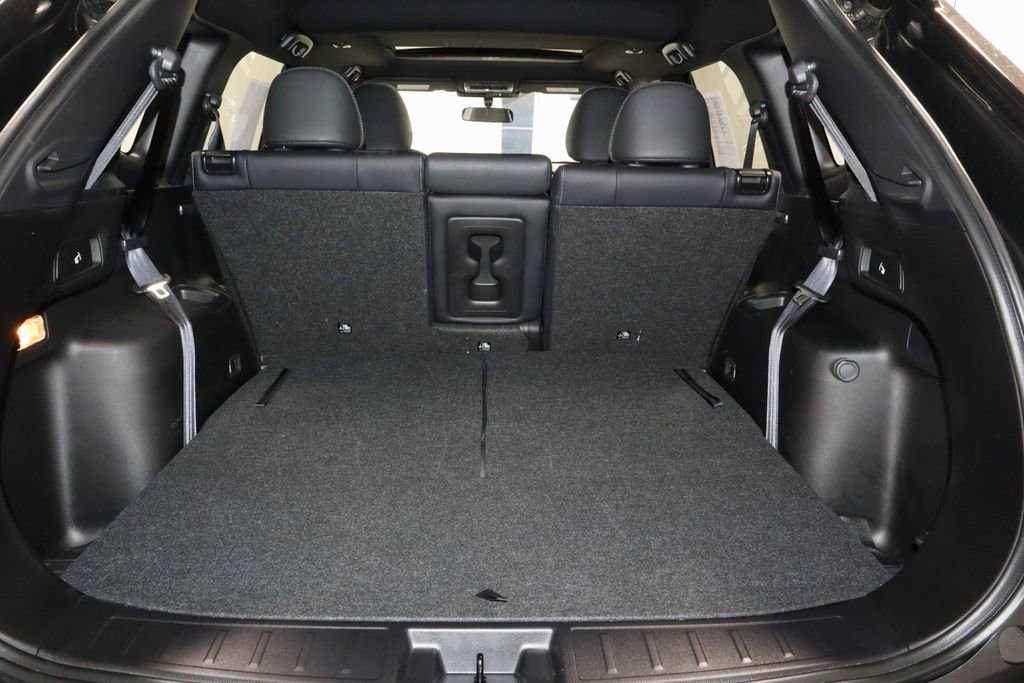 Used 2024 Mitsubishi Outlander SE Black Edition AWD/4WD image 14