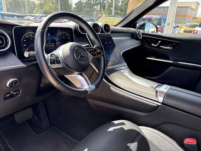 Used 2024 Mercedes-Benz GLC 300 4MATIC image 6