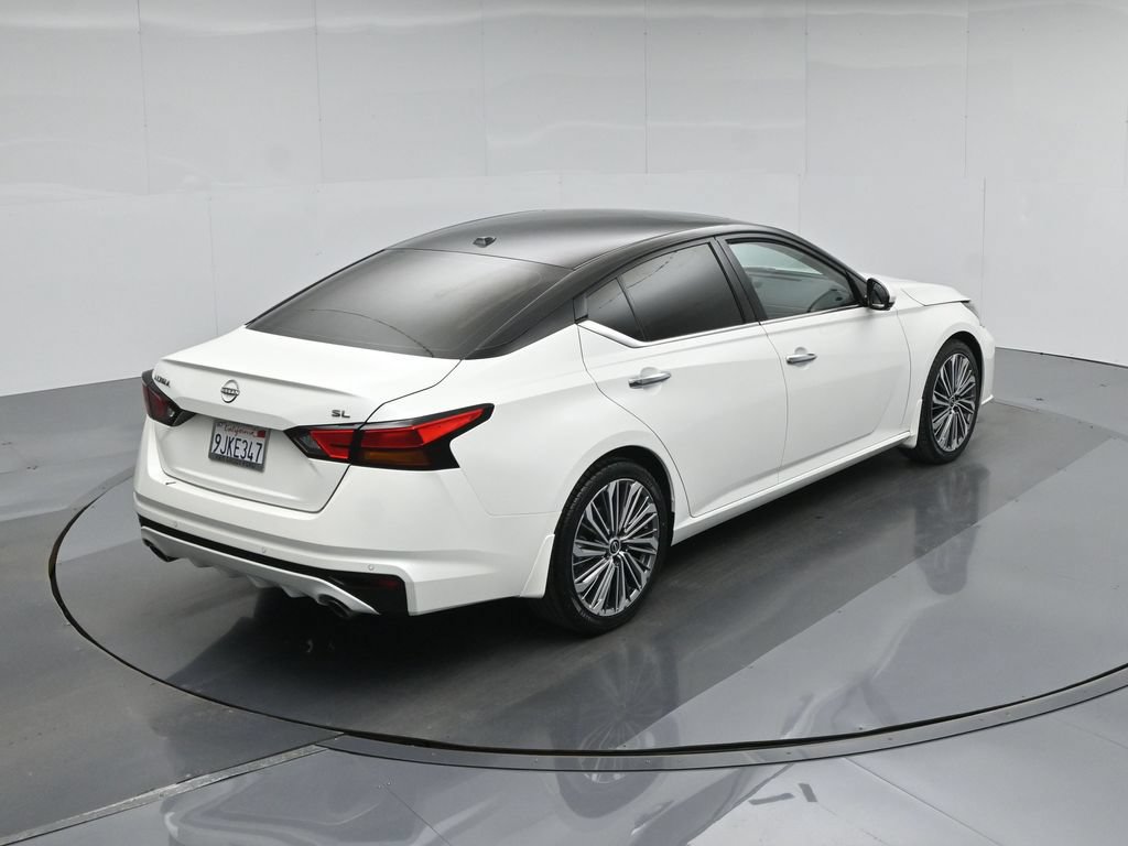 Used 2024 Nissan Altima 2.5 SL FWD image 41