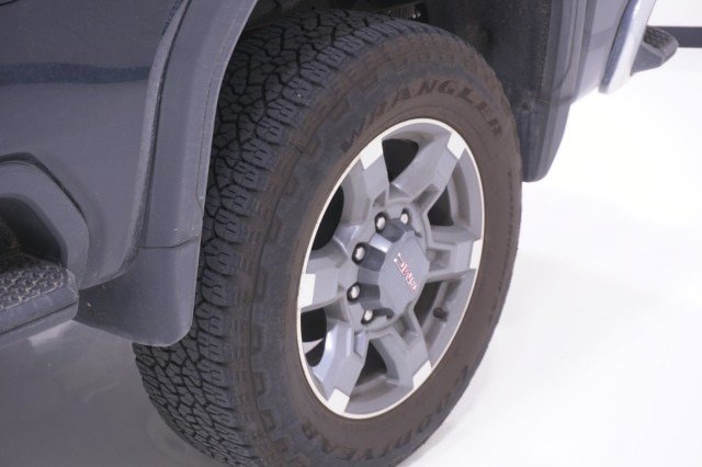 Used 2025 GMC Sierra 2500 SLT w/ Texas SLT Premium Package AWD/4WD image 9