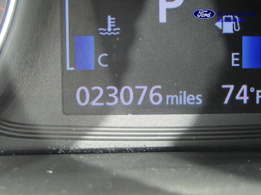 Used 2018 Mitsubishi Outlander SEL AWD/4WD image 25