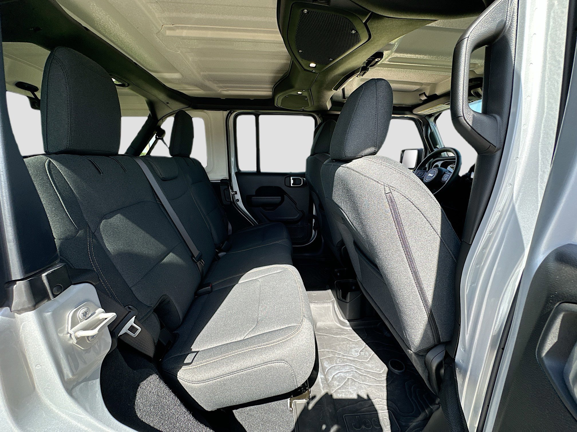 Used 2024 Jeep Wrangler Sport S AWD/4WD image 25