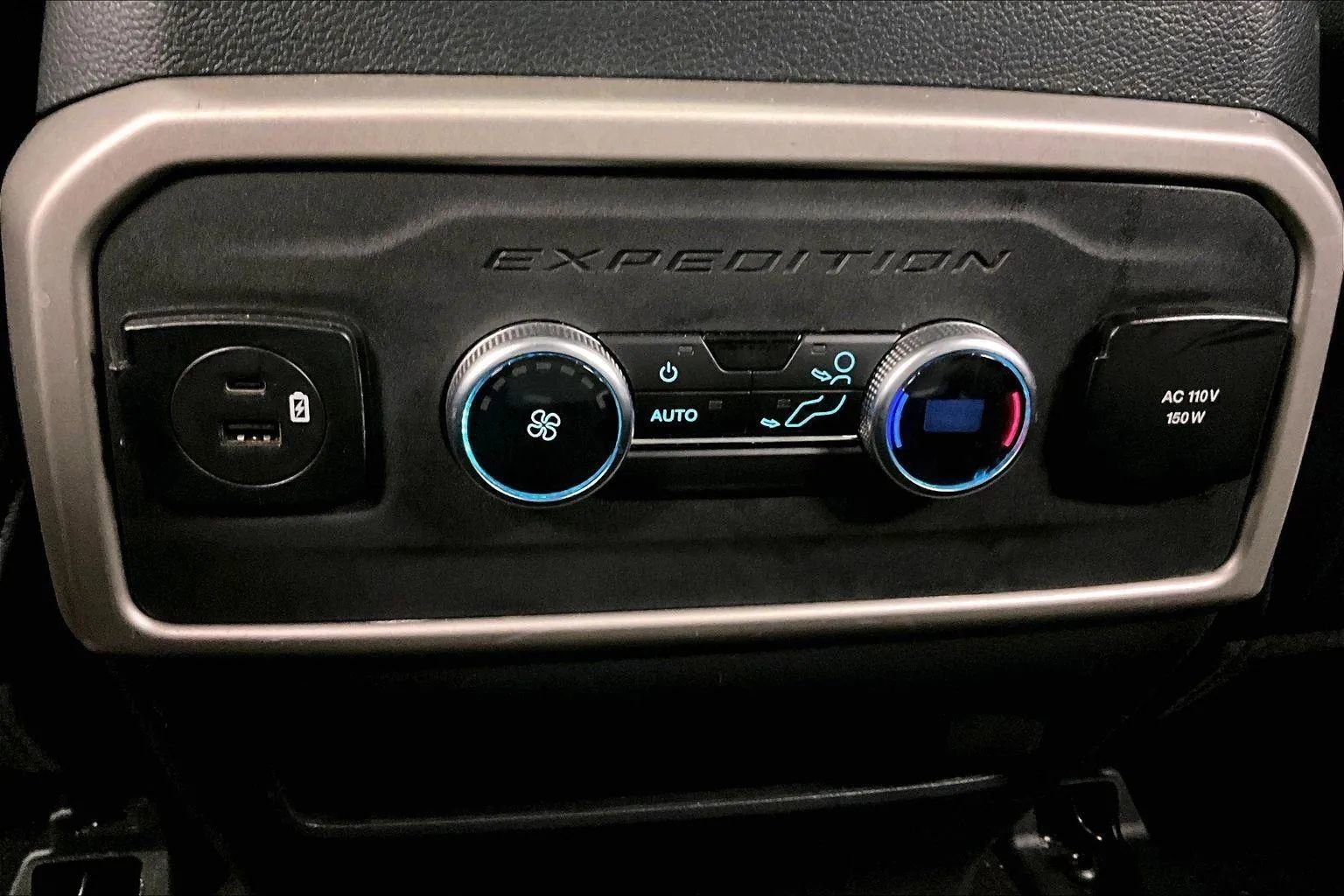 Certified 2022 Ford Expedition Max Limited image 33