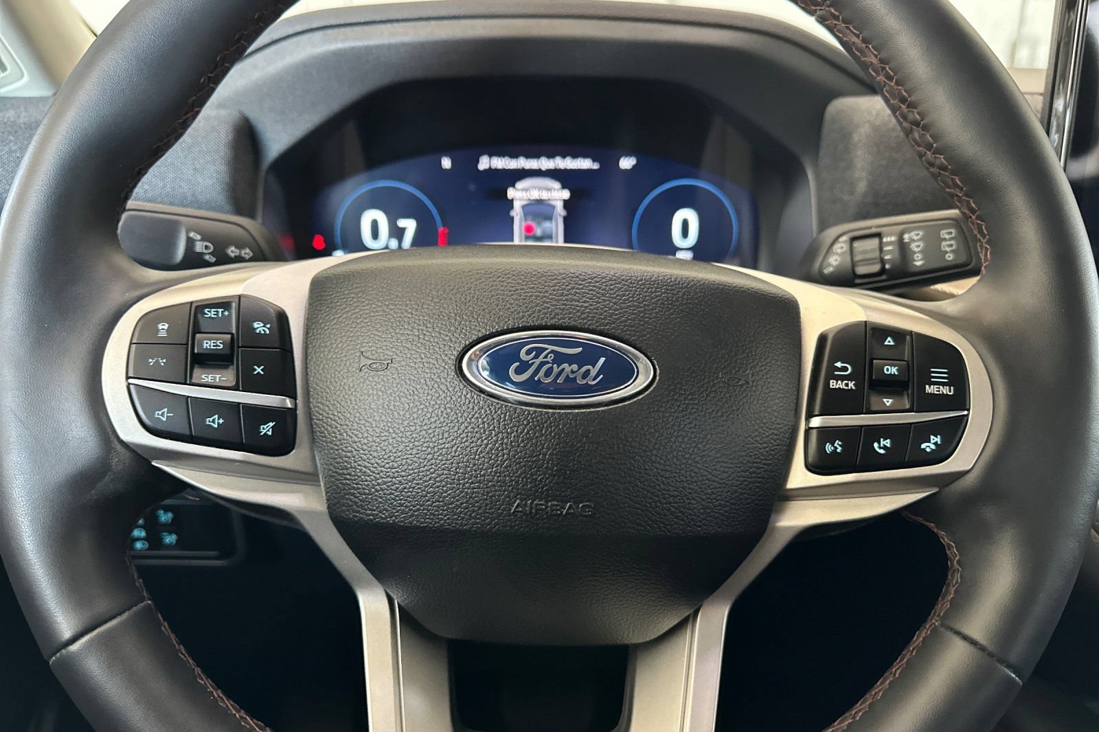 Certified 2025 Ford Explorer Active w/ Active Comfort Package AWD/4WD image 25
