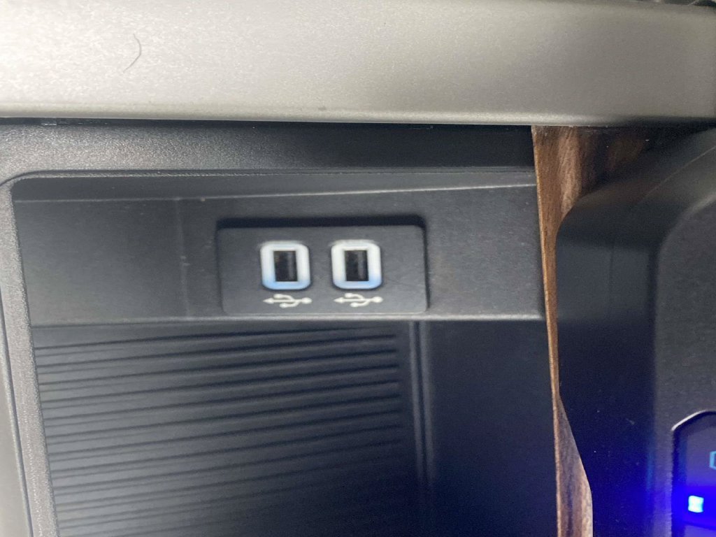 Certified 2018 Ford F150 Lariat RWD image 29