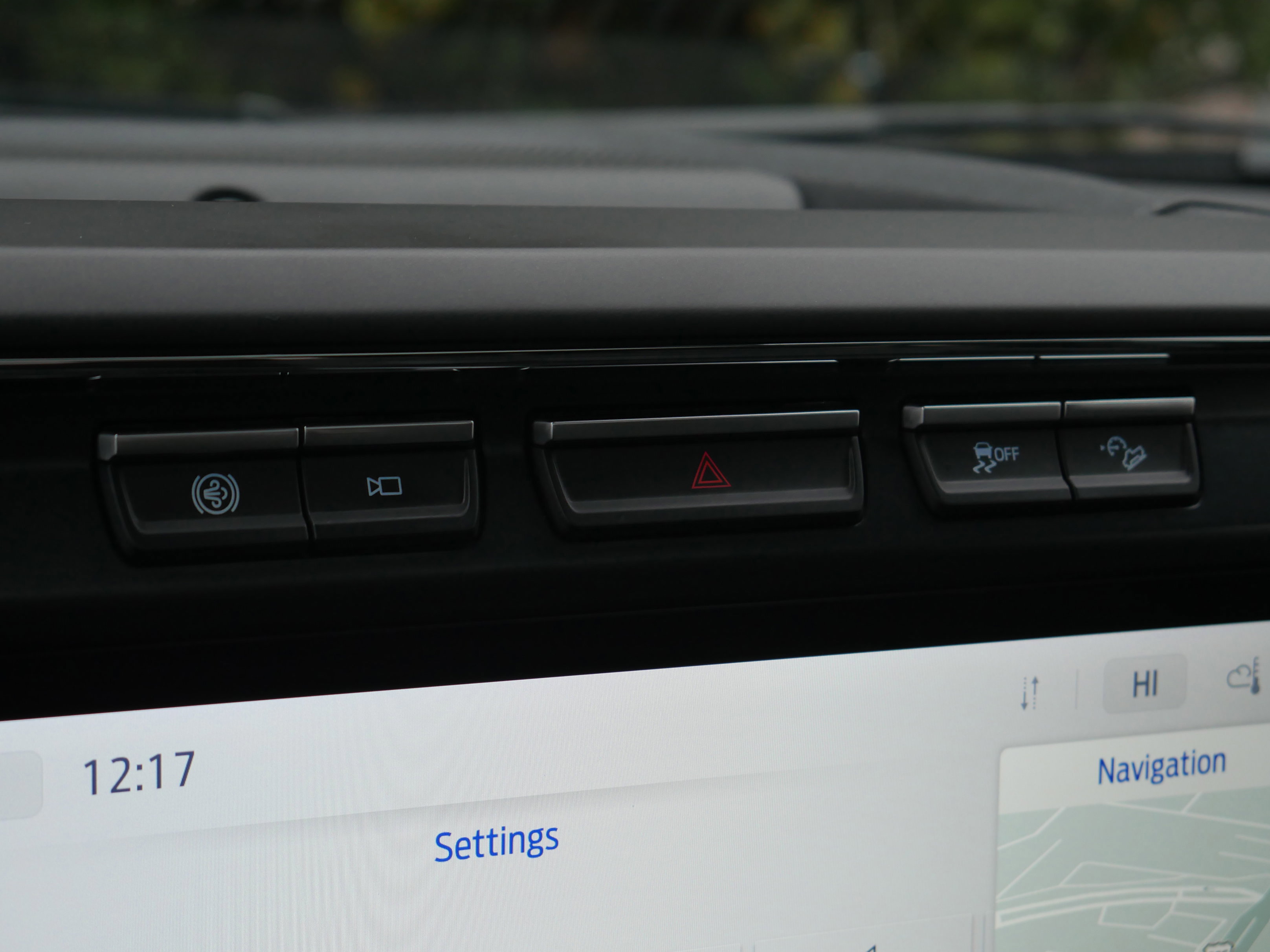 Certified 2023 Ford F350 Lariat w/ Black Appearance Package image 20