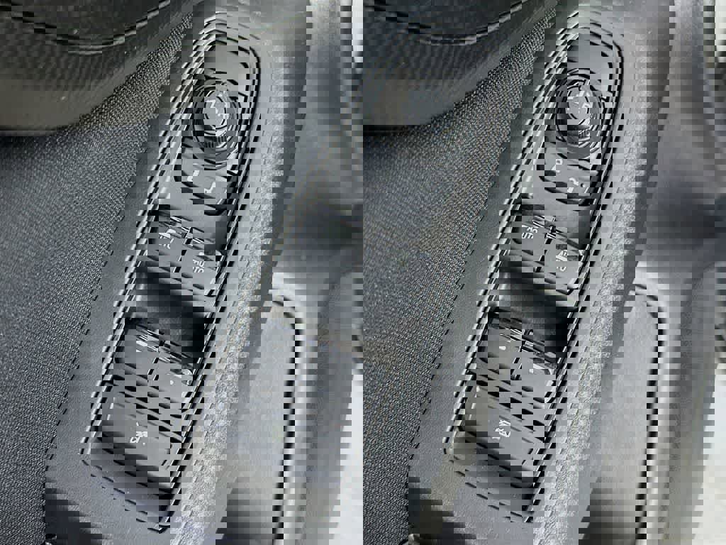 Used 2023 Subaru Impreza Premium image 27