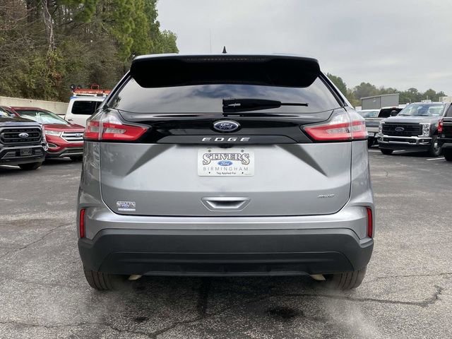 Certified 2024 Ford Edge SE image 5