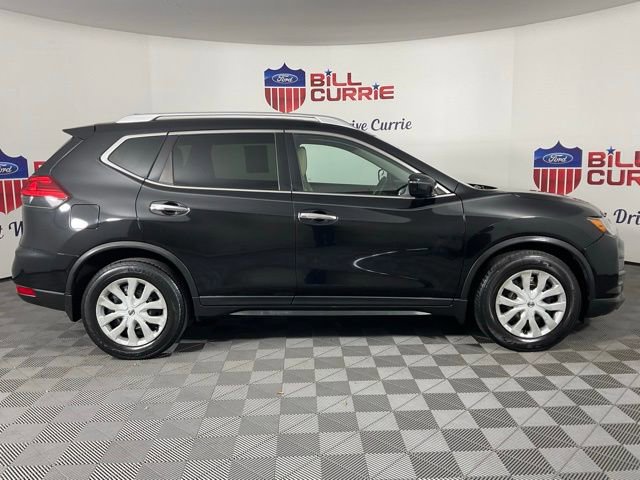 Used 2017 Nissan Rogue S w/ Appearance Package image 6