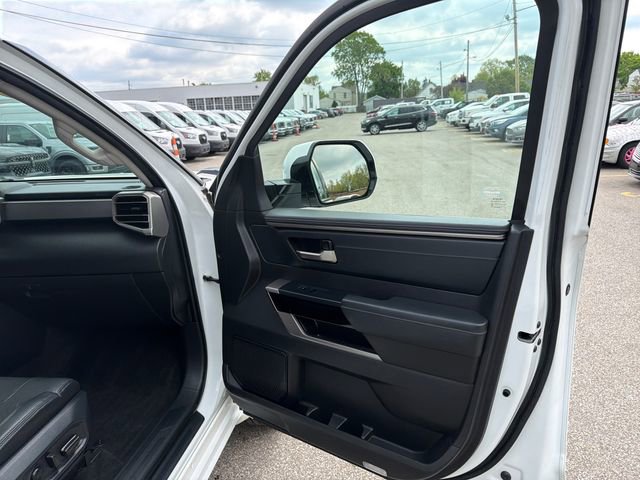 Used 2023 Toyota Tundra Limited AWD/4WD image 13