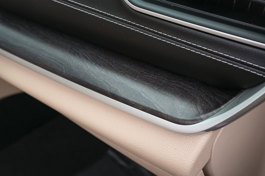 Used 2021 Jeep Grand Cherokee L Limited w/ Trailer Tow Group (B) image 26