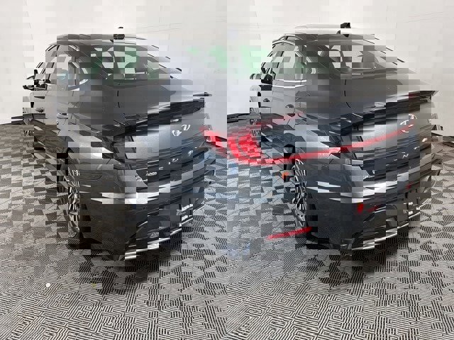 Used 2023 Hyundai Sonata Limited image 4