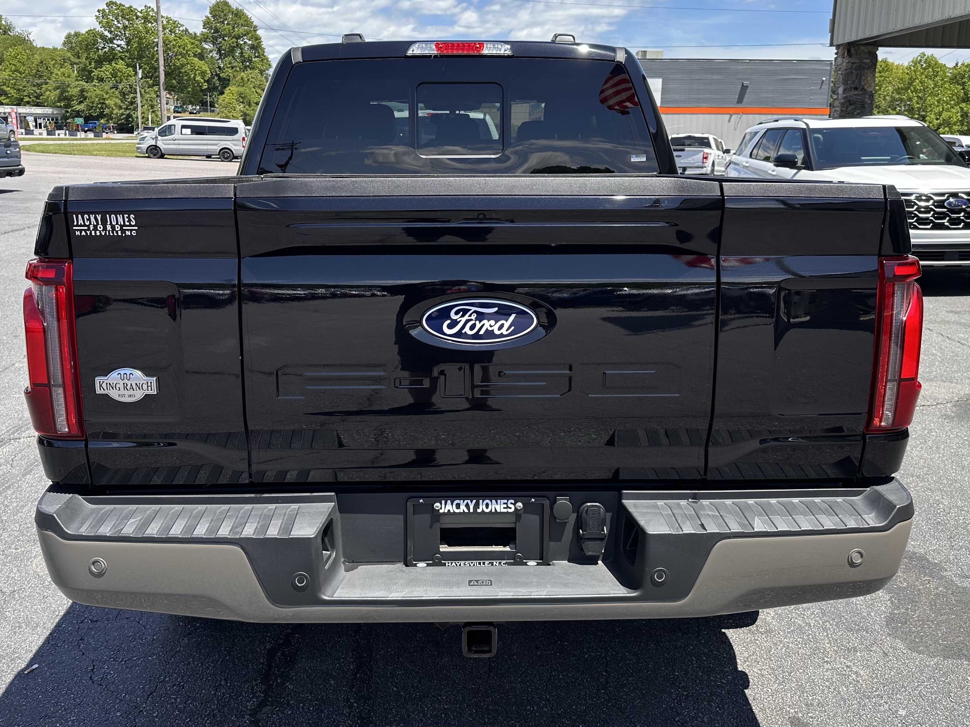 Certified 2025 Ford F150 King Ranch w/ FX4 Off-Road Package AWD/4WD image 7