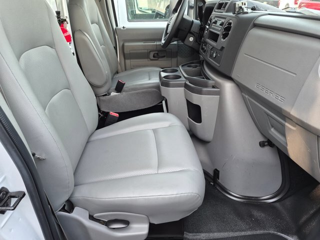 Certified 2024 Ford E-350 and Econoline 350 Super Duty w/ Power Windows & Locks Group RWD image 18