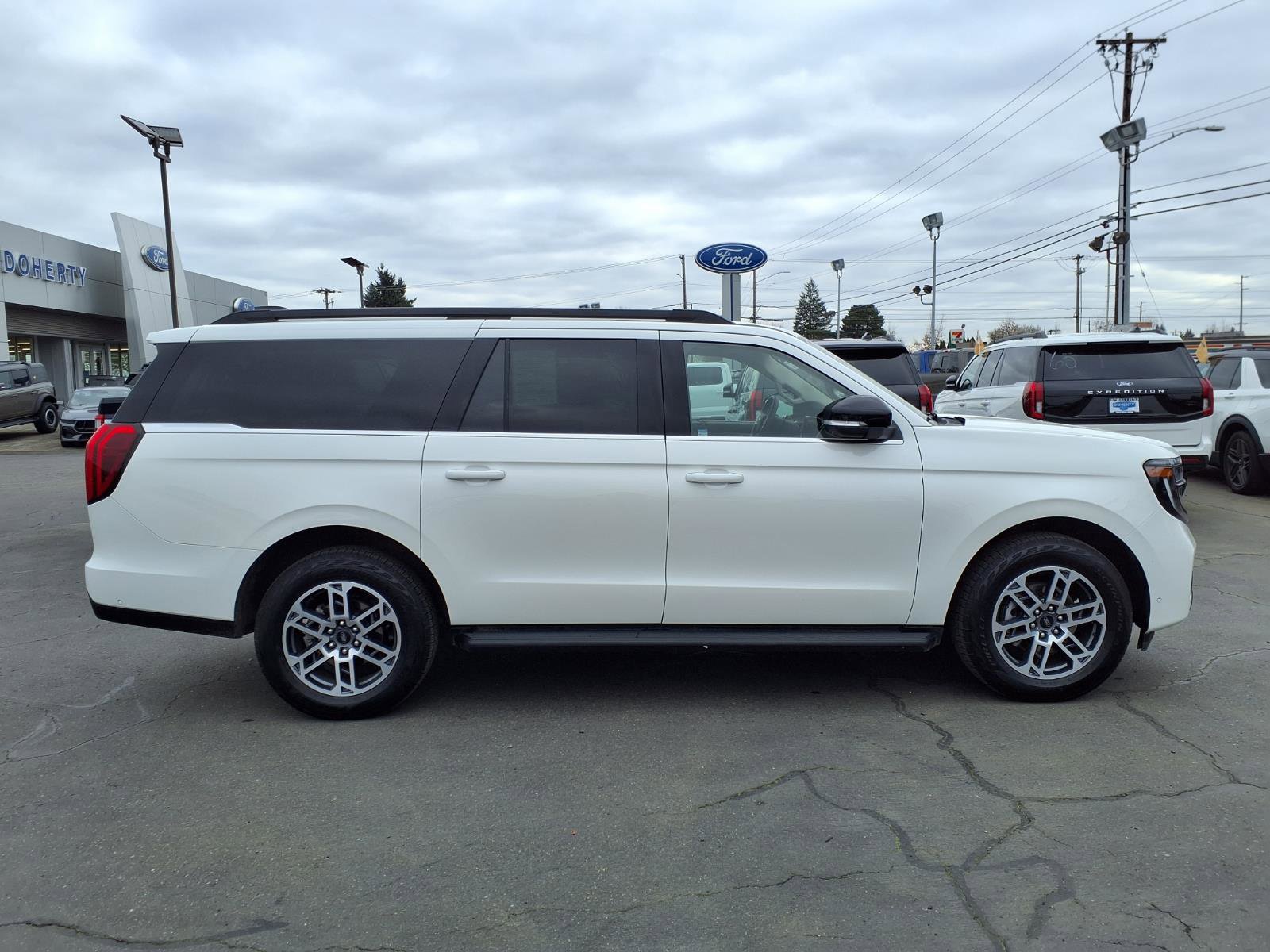 Certified 2025 Ford Expedition Max Active image 12