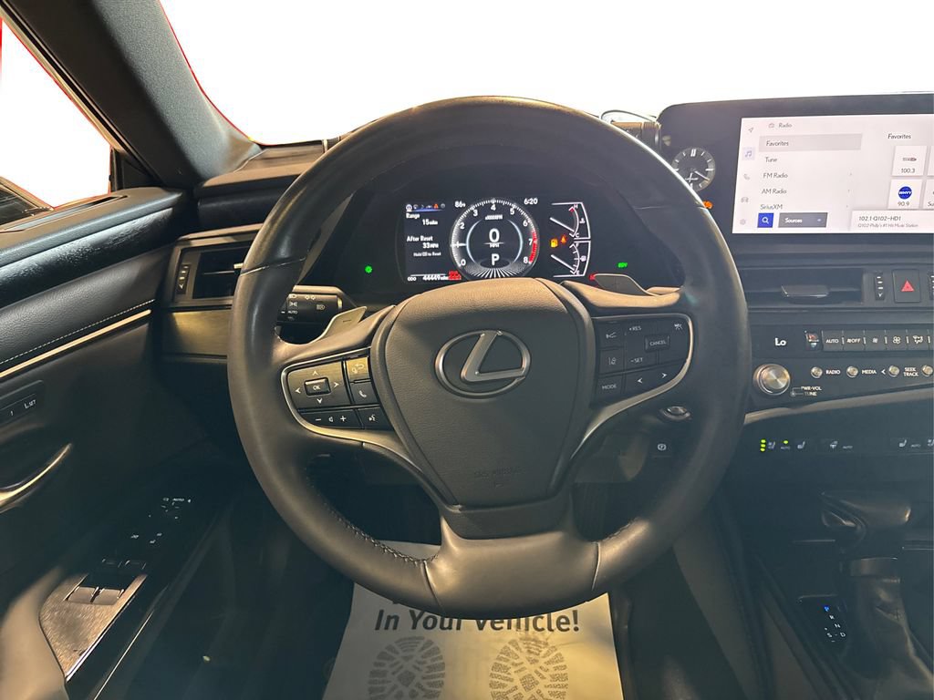 Used 2023 Lexus ES 350 w/ Premium Package FWD image 29