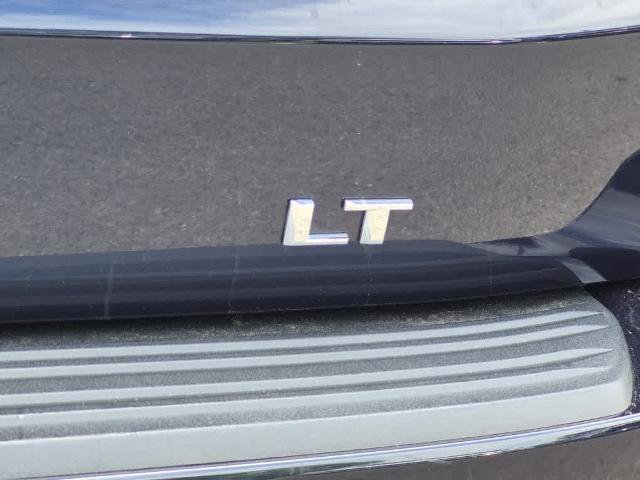 Used 2022 Chevrolet Tahoe LT w/ Luxury Package AWD/4WD image 24