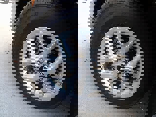 Used 2023 Kia Soul LX w/ LX Technology Package image 32