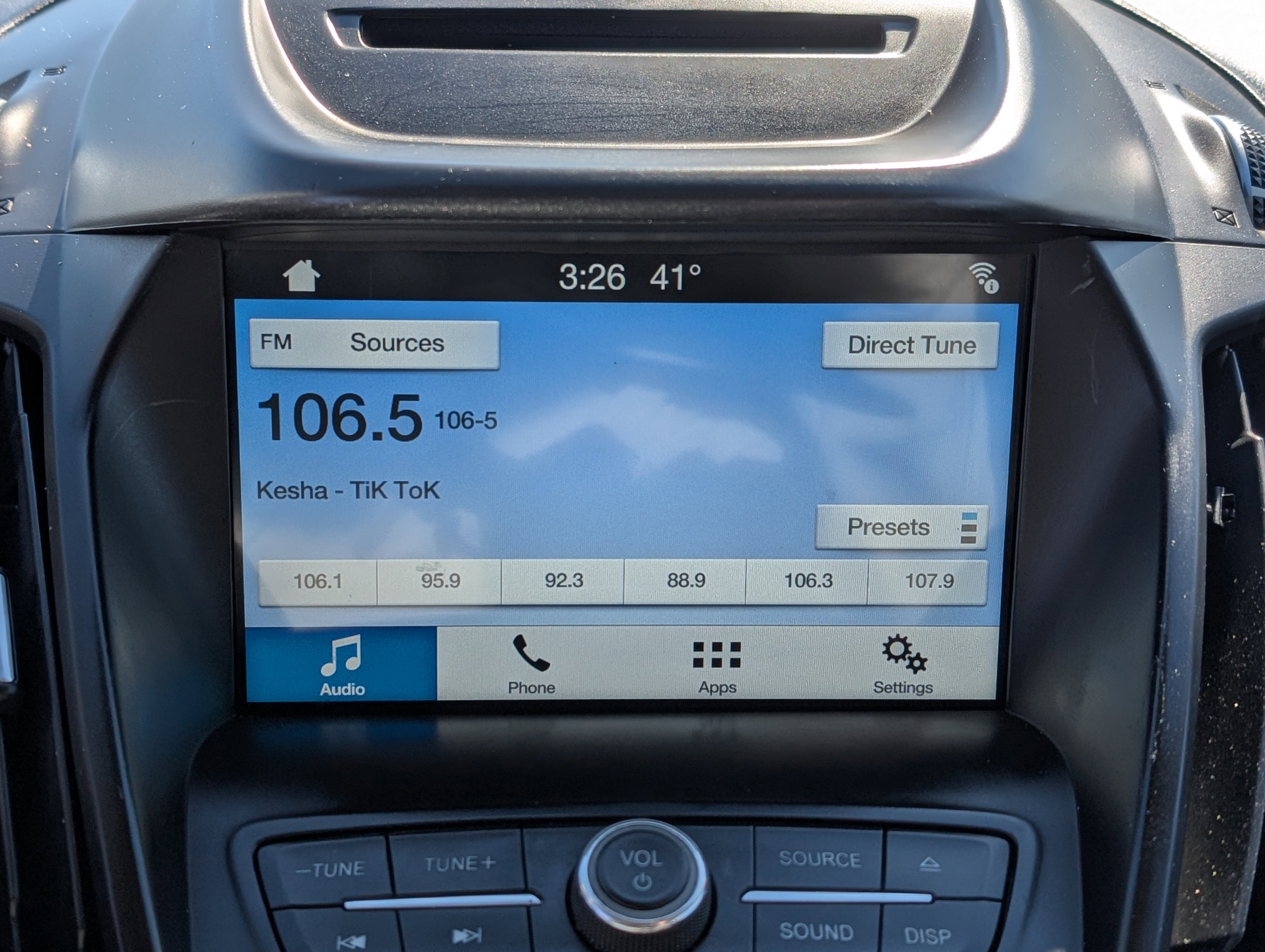 Certified 2018 Ford Escape SEL image 27