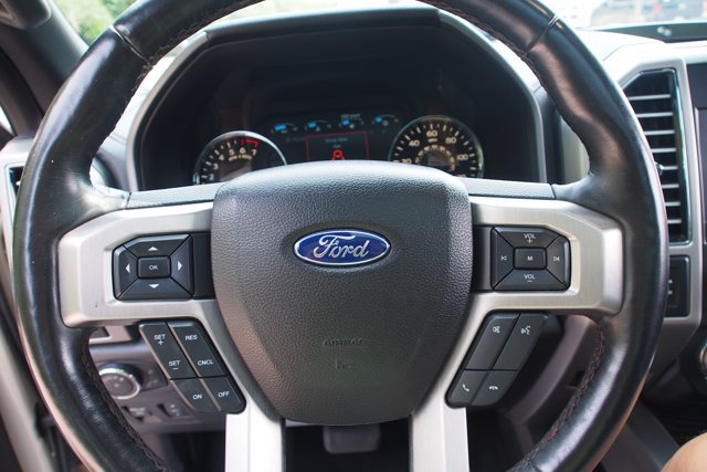 Certified 2018 Ford F150 Platinum w/ FX4 Off-Road Package AWD/4WD image 21