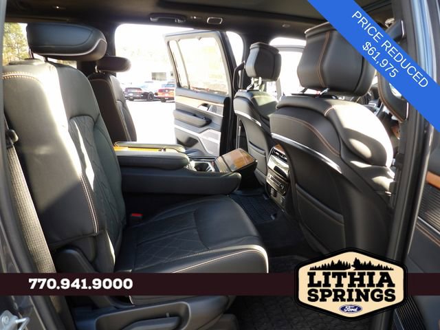 Used 2023 Jeep Grand Wagoneer Series III image 34