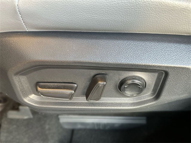 Used 2023 Toyota Tundra Limited image 13