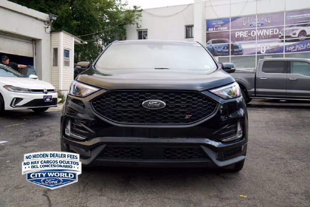 Certified 2020 Ford Edge ST w/ Cold Weather Package AWD/4WD image 2
