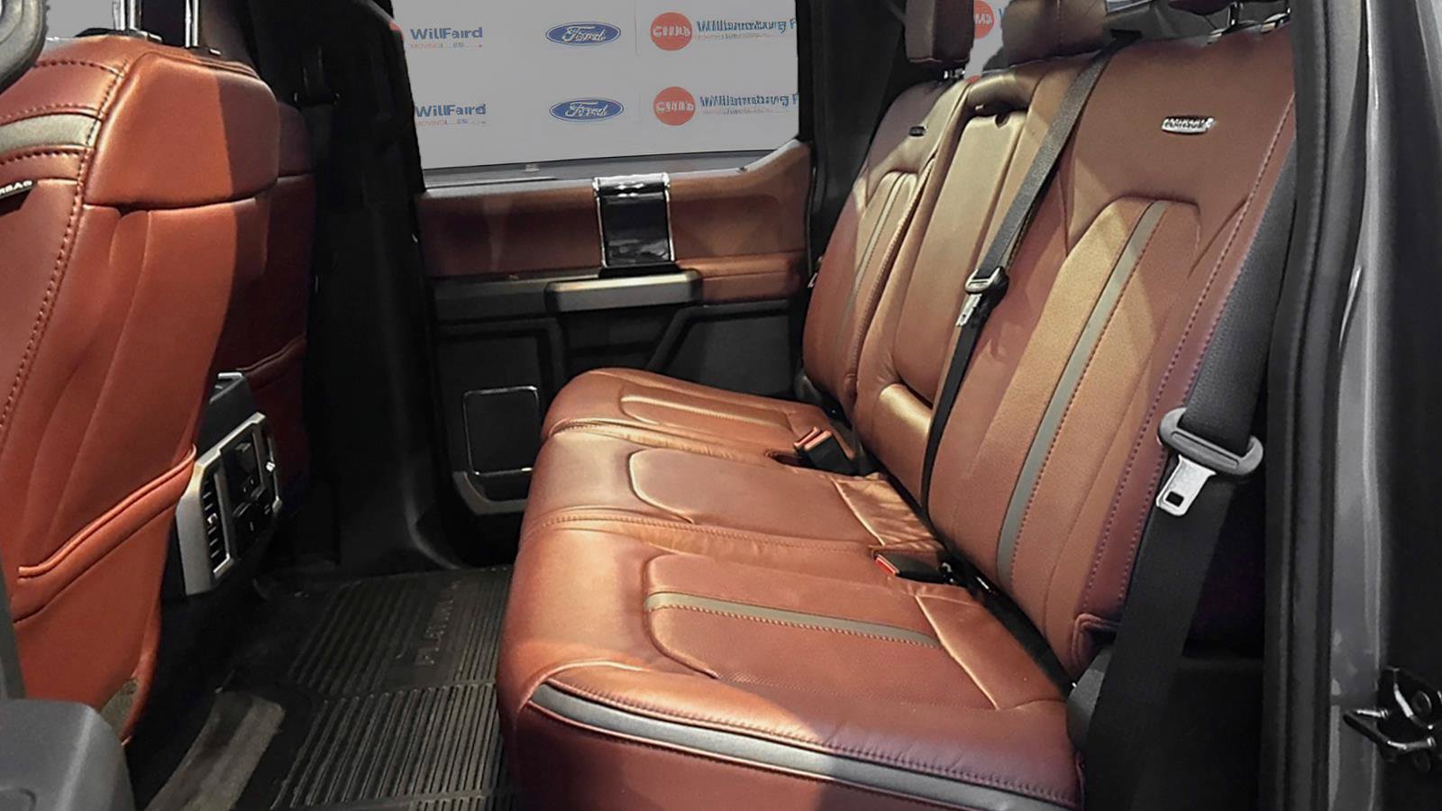 Certified 2022 Ford F350 Platinum w/ FX4 Off-Road Package image 7