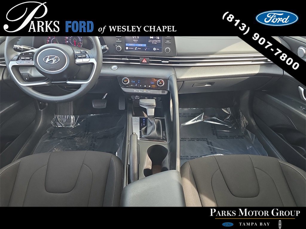 Used 2023 Hyundai Elantra SEL image 10