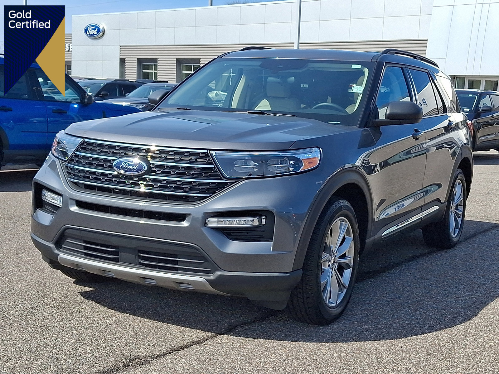 Certified 2024 Ford Explorer XLT w/ Equipment Group 202A image 1