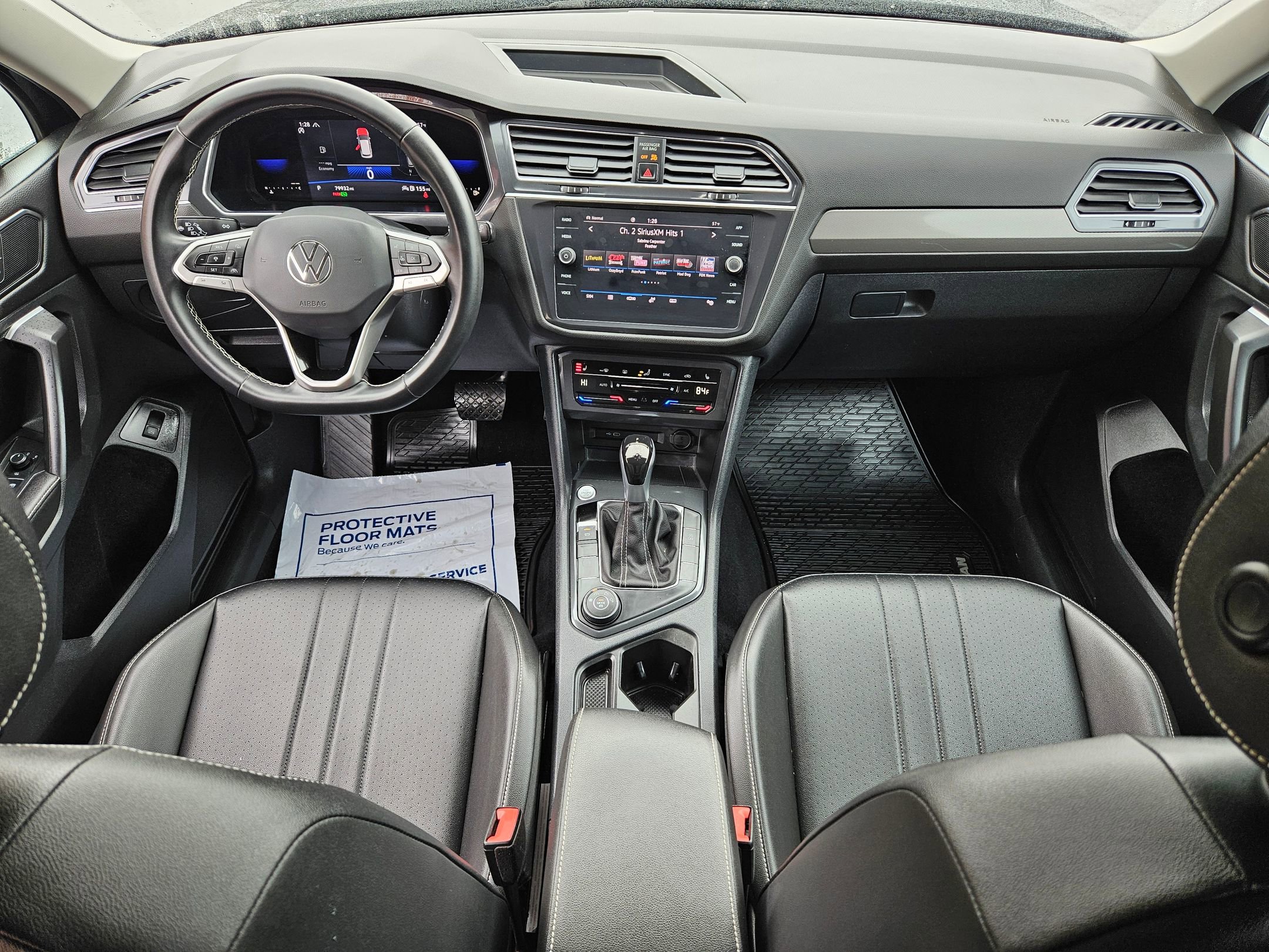 Used 2022 Volkswagen Tiguan SE image 18