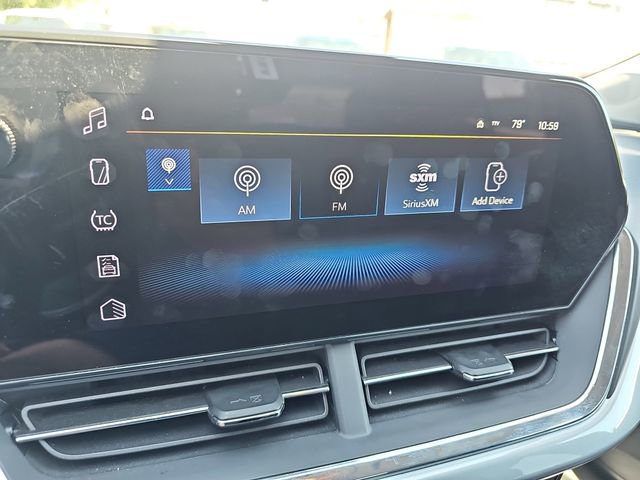 Used 2025 Chevrolet Trax LT w/ LT Convenience Package FWD image 45