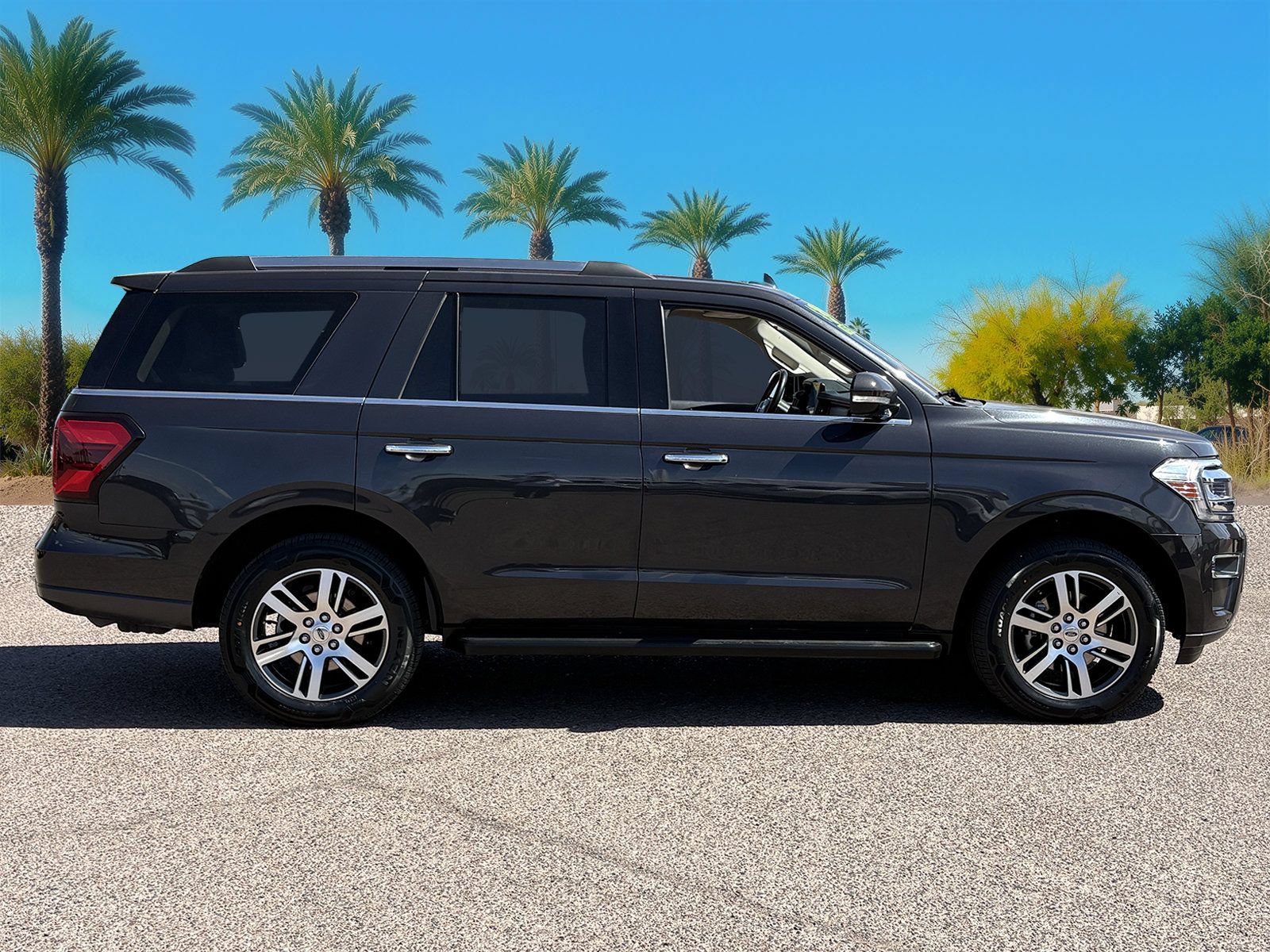 Certified 2024 Ford Expedition Limited RWD image 7