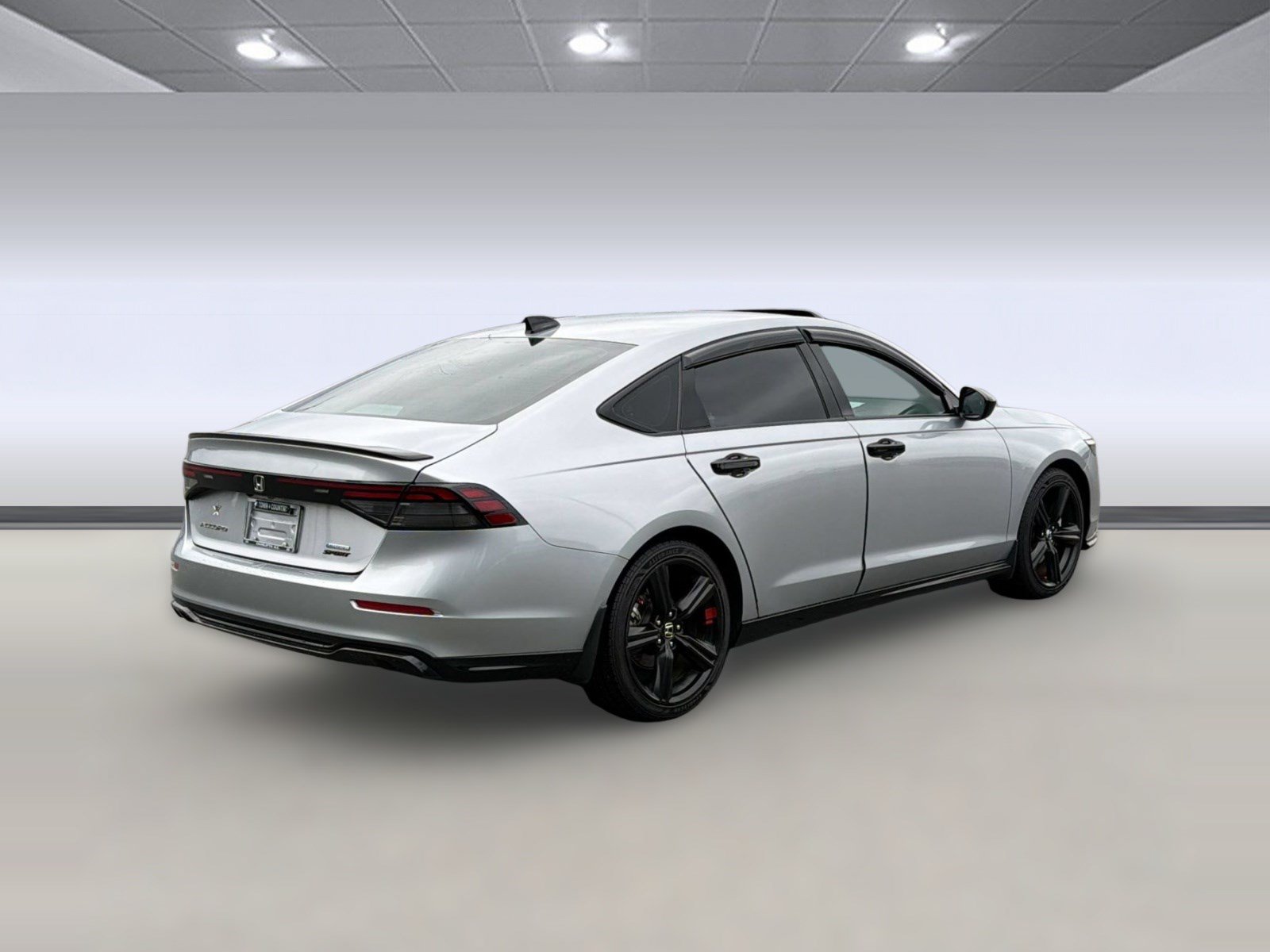 Used 2023 Honda Accord Sport image 9