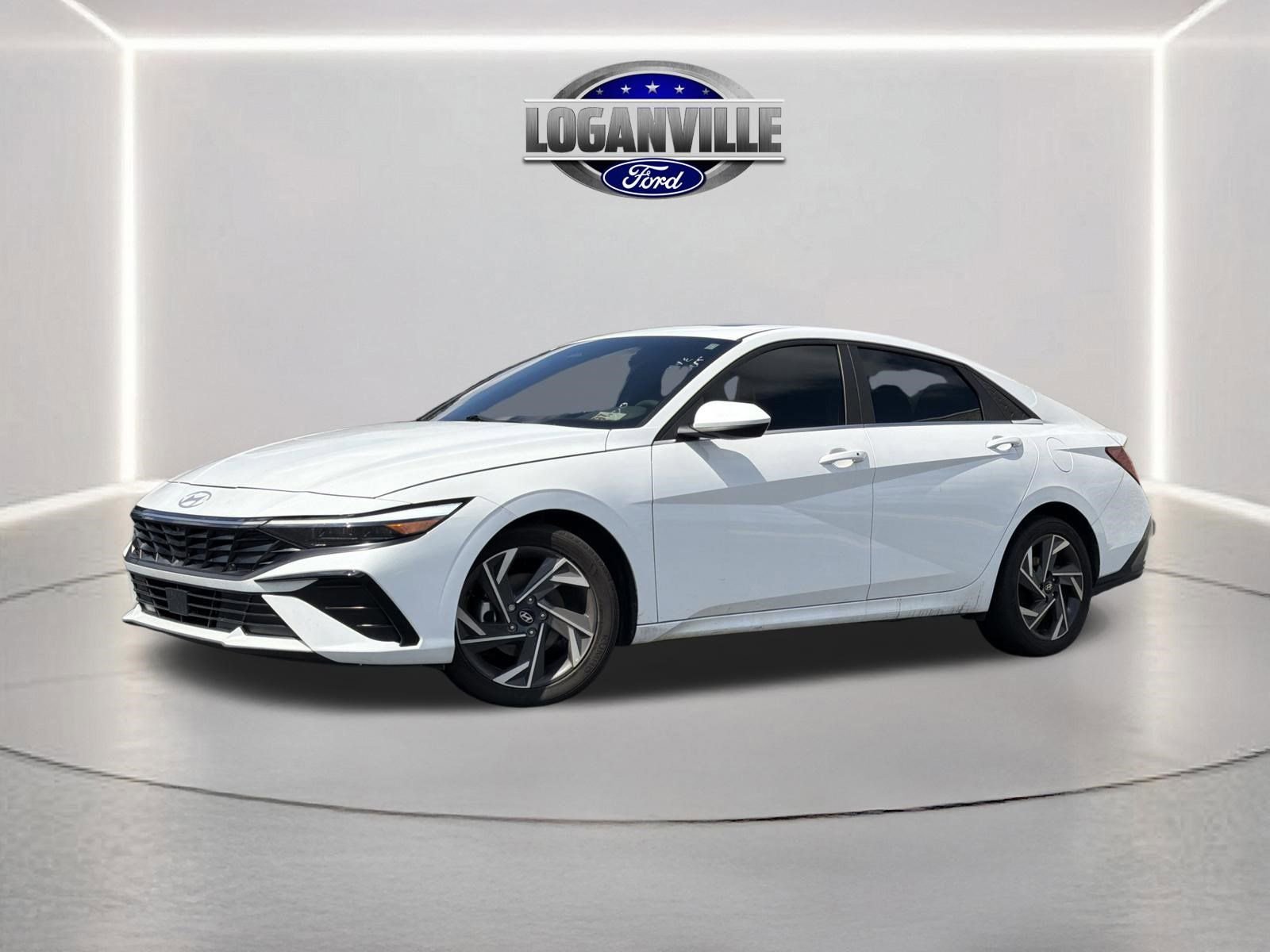 Used 2024 Hyundai Elantra SEL w/ Convenience Package