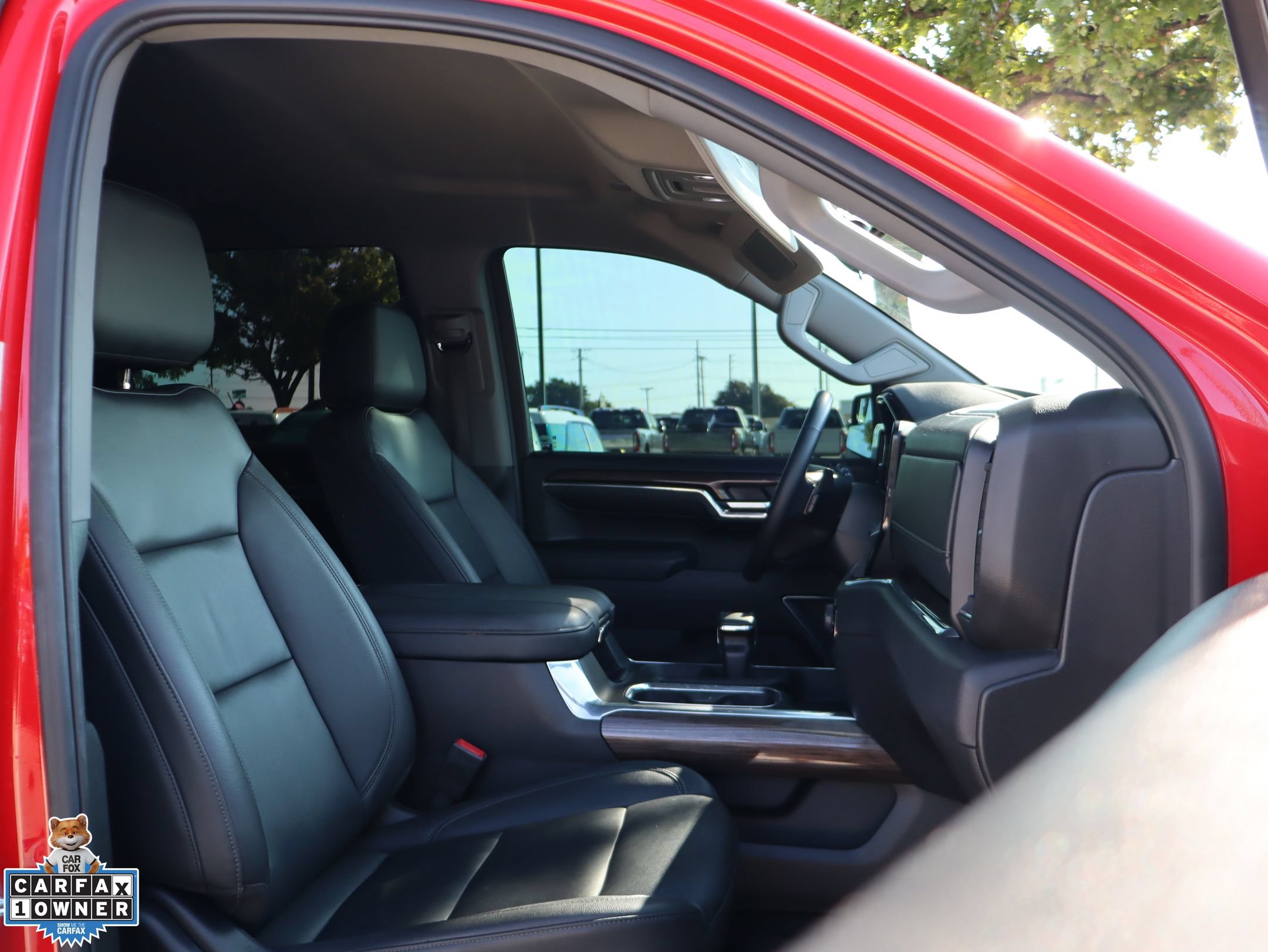 Used 2024 Chevrolet Silverado 1500 LT Trail Boss w/ Convenience Package II AWD/4WD image 30