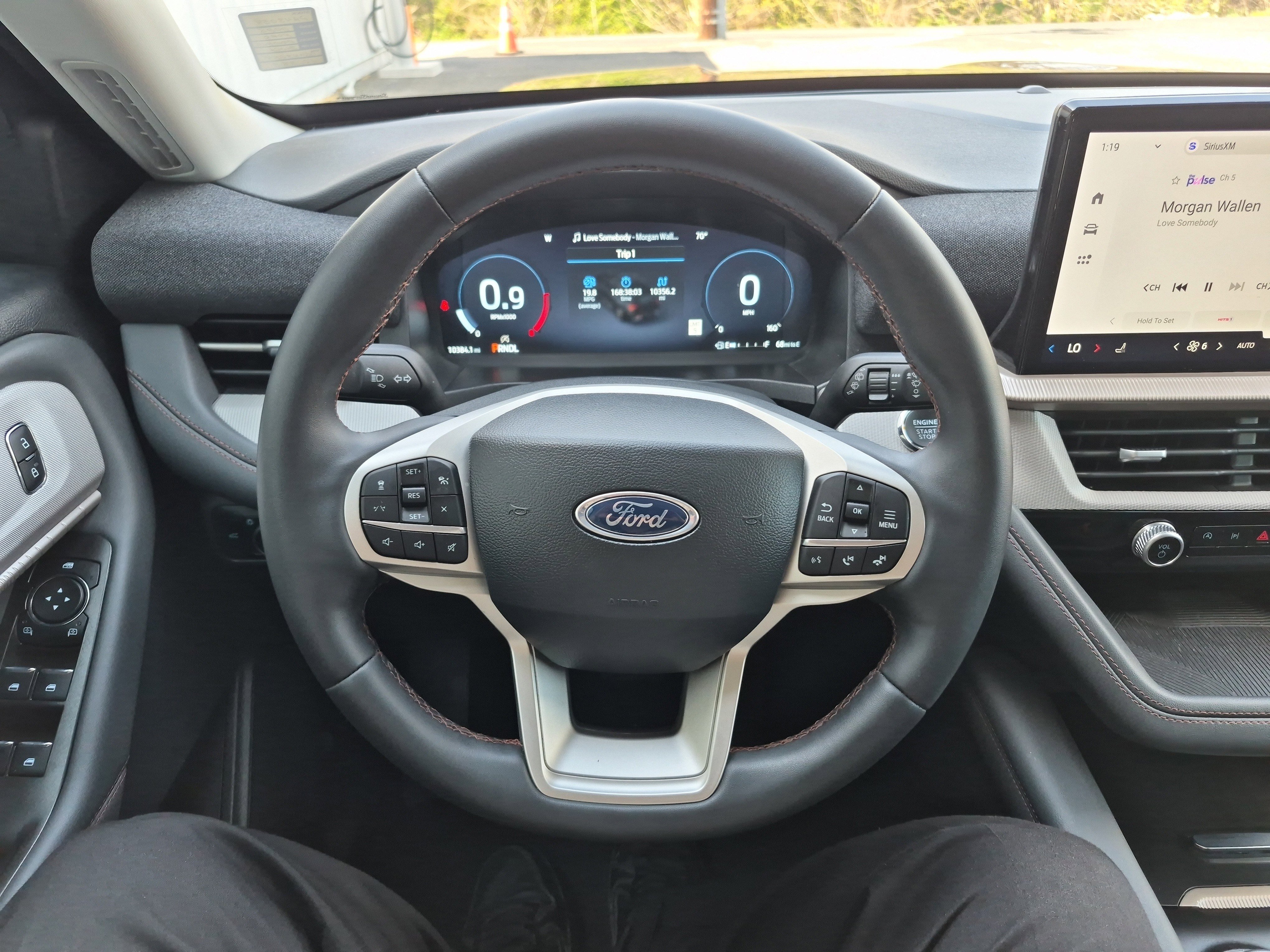 Certified 2025 Ford Explorer Active image 29